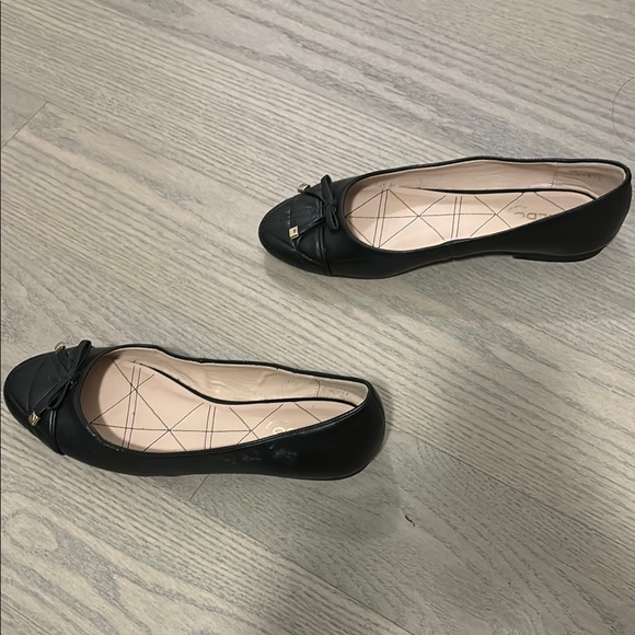 Aldo Cristella Ballet Flats with Bow Detail - Picture 3 of 5